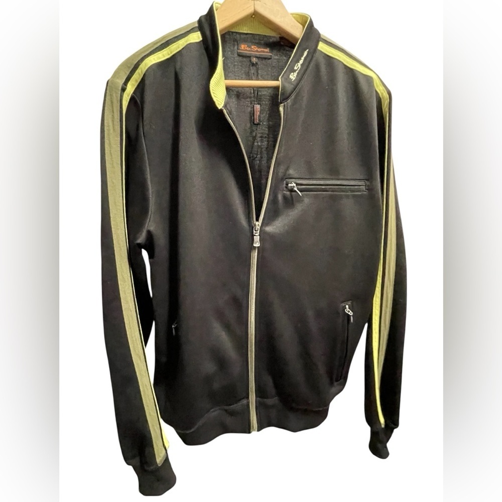 🖤NWOT Ben Sherman Black Jacket with Olive/Lime sleeve Stripes. Size 3